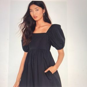 Nasty Gal  Puff Sleeve Midi Dress NWT SOLD OUT